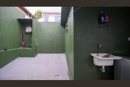 Casa à venda com 357m², 5 quartos e 3 vagasÁrea de Serviço (casa 2)