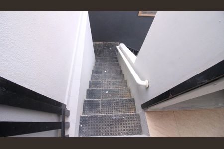 Casa à venda com 357m², 5 quartos e 3 vagasEscada
