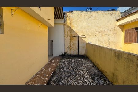 Casa à venda com 250m², 4 quartos e 5 vagasQuintal