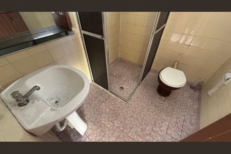 Casa à venda com 250m², 4 quartos e 5 vagasBanheiro