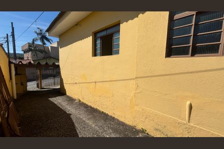 Casa à venda com 250m², 4 quartos e 5 vagasQuintal