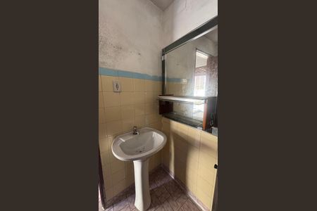 Casa à venda com 250m², 4 quartos e 5 vagasBanheiro