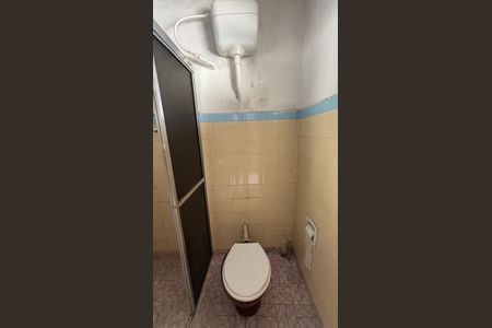 Casa à venda com 250m², 4 quartos e 5 vagasBanheiro
