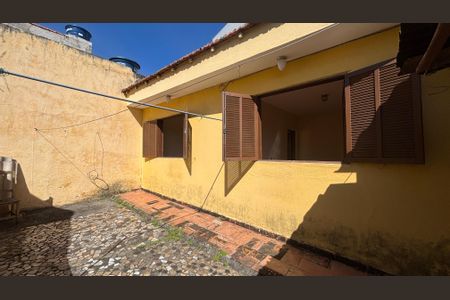 Casa à venda com 250m², 4 quartos e 5 vagasQuintal
