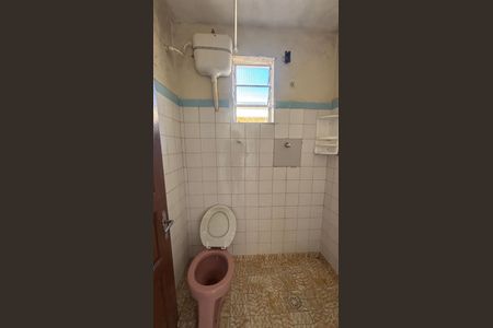 Casa à venda com 250m², 4 quartos e 5 vagasBanheiro