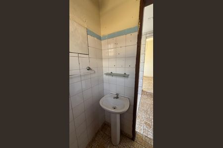 Casa à venda com 250m², 4 quartos e 5 vagasBanheiro