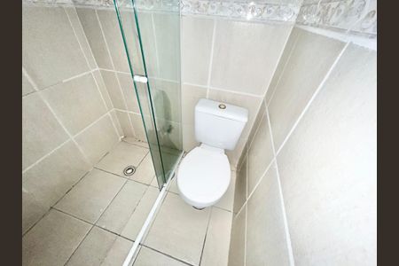 Casa de condomínio à venda com 90m², 2 quartos e 1 vagaBanheiro da Suíte