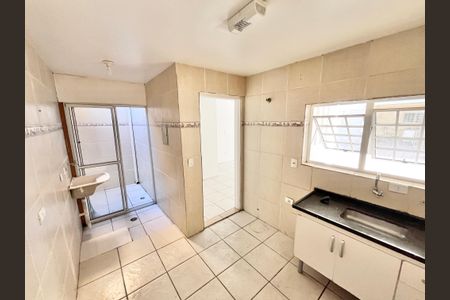 Casa de condomínio à venda com 90m², 2 quartos e 1 vagaCozinha e Área de Serviço