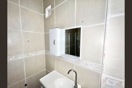 Casa de condomínio à venda com 90m², 2 quartos e 1 vagaBanheiro