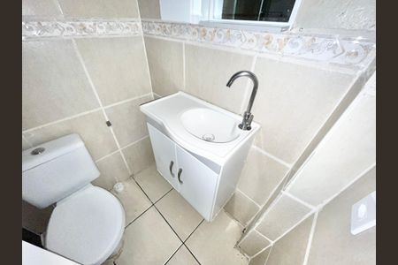 Casa de condomínio à venda com 90m², 2 quartos e 1 vagaBanheiro