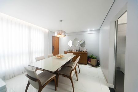 sala de apartamento à venda com 3 quartos, 120m² em Buritis, Belo Horizonte