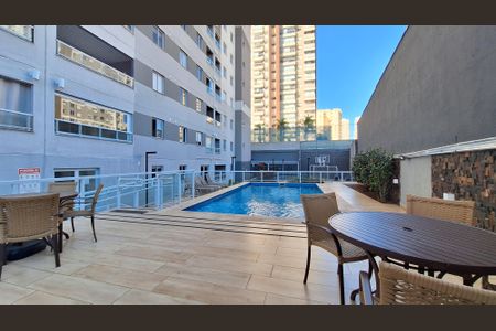 Apartamento à venda com 36m², 2 quartos e sem vagaÁrea comum - Piscina