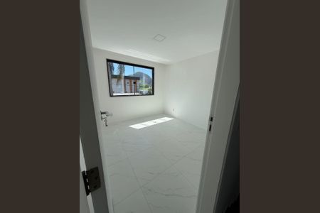 Foto 16 de casa à venda com 3 quartos, 180m² em Vargem Pequena, Rio de Janeiro