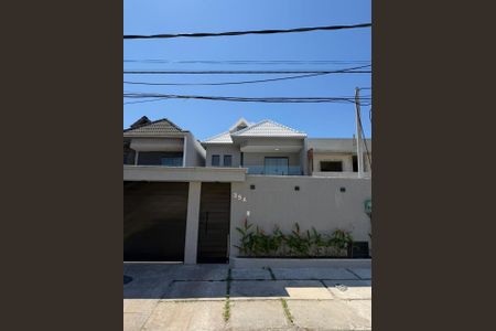 Casa à venda com 180m², 3 quartos e 2 vagasFoto 02