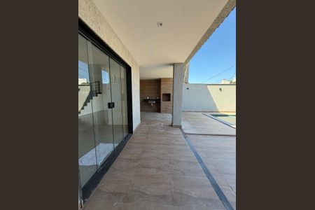 Casa à venda com 180m², 3 quartos e 2 vagasFoto 10