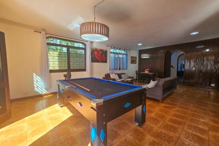 Casa para alugar com 4 quartos, 300m² em Jardim Centenario, Guarujá