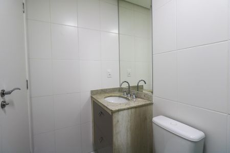 Apartamento à venda com 65m², 2 quartos e 1 vaga Apartamento à venda com 65m², 2 quartos e 1 vagaBanheiro Social