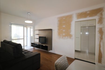 Apartamento à venda com 65m², 2 quartos e 1 vaga Apartamento à venda com 65m², 2 quartos e 1 vagaSala