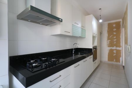 Apartamento à venda com 65m², 2 quartos e 1 vaga Apartamento à venda com 65m², 2 quartos e 1 vagaCozinha