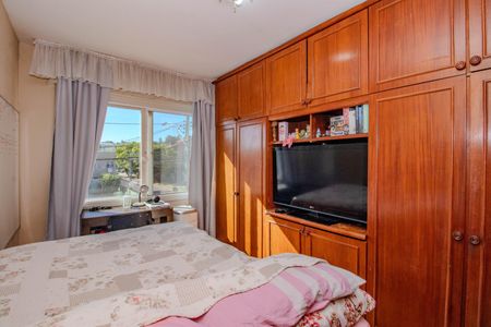 Quarto 2 de apartamento à venda com 3 quartos, 134m² em Jardim Itu, Porto Alegre