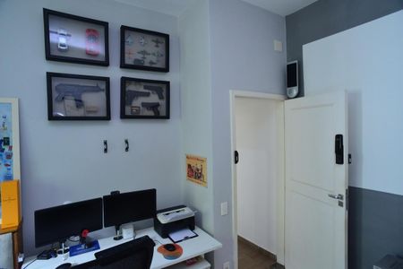 Casa de condomínio para alugar com 1200m², 5 quartos e 3 vagasQuarto 2