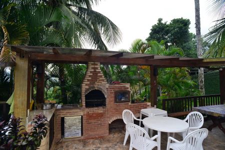 Casa de condomínio para alugar com 1200m², 5 quartos e 3 vagasChurrasqueira