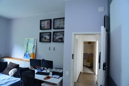 Casa de condomínio para alugar com 1200m², 5 quartos e 3 vagasQuarto 2