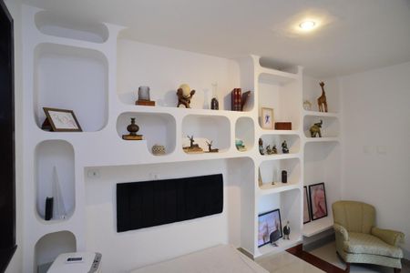 Casa de condomínio para alugar com 1200m², 5 quartos e 3 vagasQuarto 1