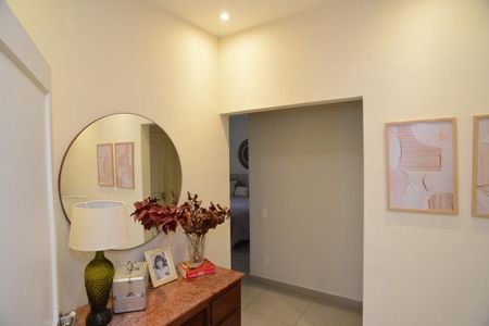 Casa de condomínio para alugar com 1200m², 5 quartos e 3 vagasHall Suíte