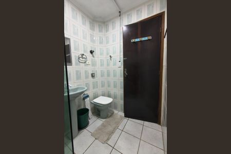 Apartamento para alugar com 66m², 2 quartos e 1 vaga Apartamento para alugar com 66m², 2 quartos e 1 vagaBanheiro
