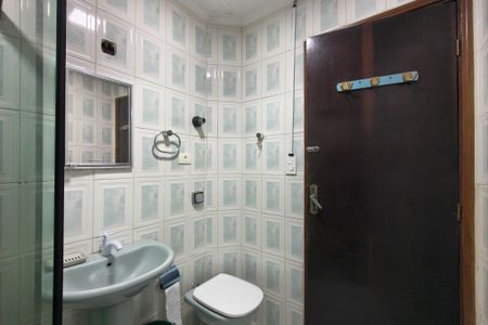 Apartamento para alugar com 66m², 2 quartos e 1 vaga Apartamento para alugar com 66m², 2 quartos e 1 vagaBanheiro
