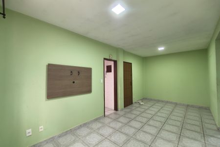 Sala de apartamento para alugar com 2 quartos, 66m² em Guilhermina, Praia Grande