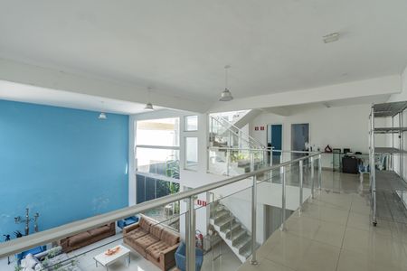 Casa à venda com 600m², 5 quartos e 4 vagasCorredor