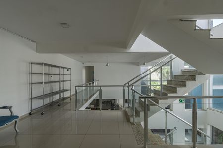 Casa à venda com 600m², 5 quartos e 4 vagasCorredor