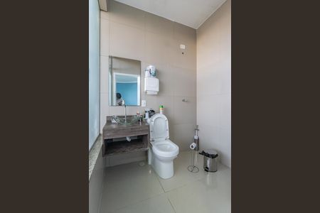 Casa à venda com 600m², 5 quartos e 4 vagasBanheiro