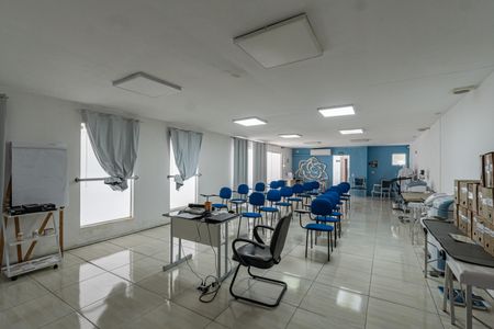 Casa à venda com 600m², 5 quartos e 4 vagasÁrea comum - Salão de festas