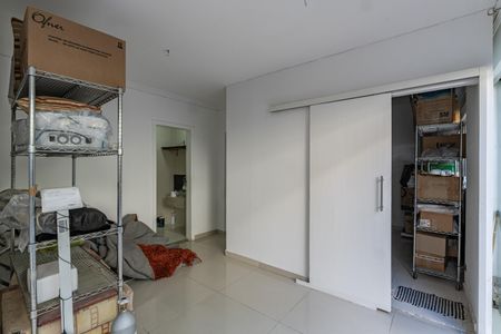 Casa à venda com 600m², 5 quartos e 4 vagasQuarto 1