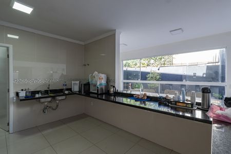 Casa à venda com 600m², 5 quartos e 4 vagasCozinha