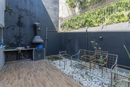 Casa à venda com 600m², 5 quartos e 4 vagasÁrea gourmet