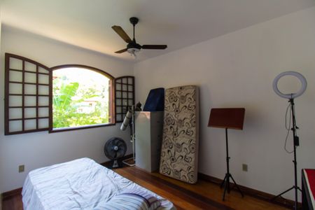 Casa à venda com 720m², 4 quartos e 2 vagas