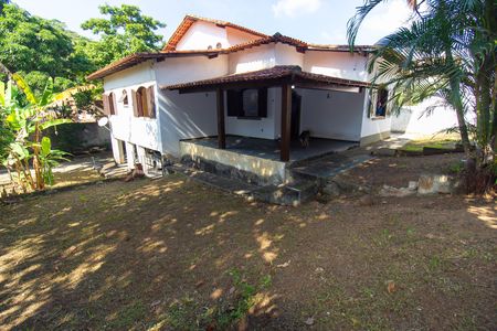 Casa à venda com 720m², 4 quartos e 2 vagas