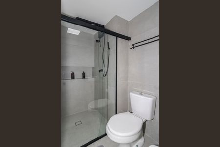 Studio para alugar com 24m², 1 quarto e sem vaga Studio para alugar com 24m², 1 quarto e sem vagaBanheiro