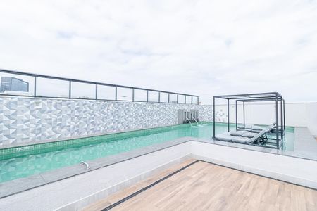 Studio para alugar com 24m², 1 quarto e sem vaga Studio para alugar com 24m², 1 quarto e sem vagaÁrea comum - Piscina