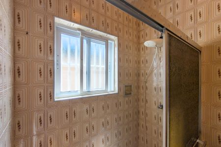 Casa para alugar com 200m², 2 quartos e 2 vagasBanheiro 