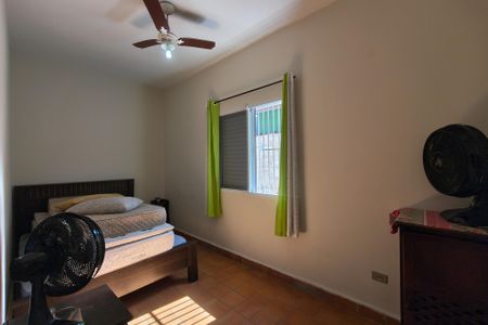 Casa para alugar com 200m², 2 quartos e 2 vagasQuarto