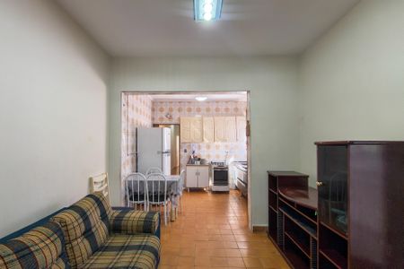 Casa para alugar com 200m², 2 quartos e 2 vagasSala