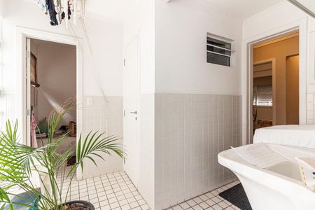 Apartamento à venda com 200m², 3 quartos e 1 vagaÁrea de Serviço