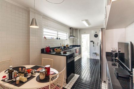 Apartamento à venda com 200m², 3 quartos e 1 vagaCozinha