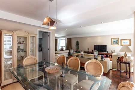 Apartamento à venda com 200m², 3 quartos e 1 vagaSala