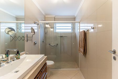 Apartamento à venda com 200m², 3 quartos e 1 vagaBanheiro da Suíte